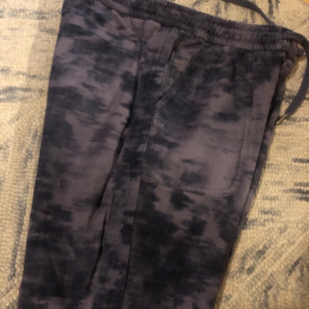 Athleta Farallon Tie Dye Jogger - Picture 9 of 9